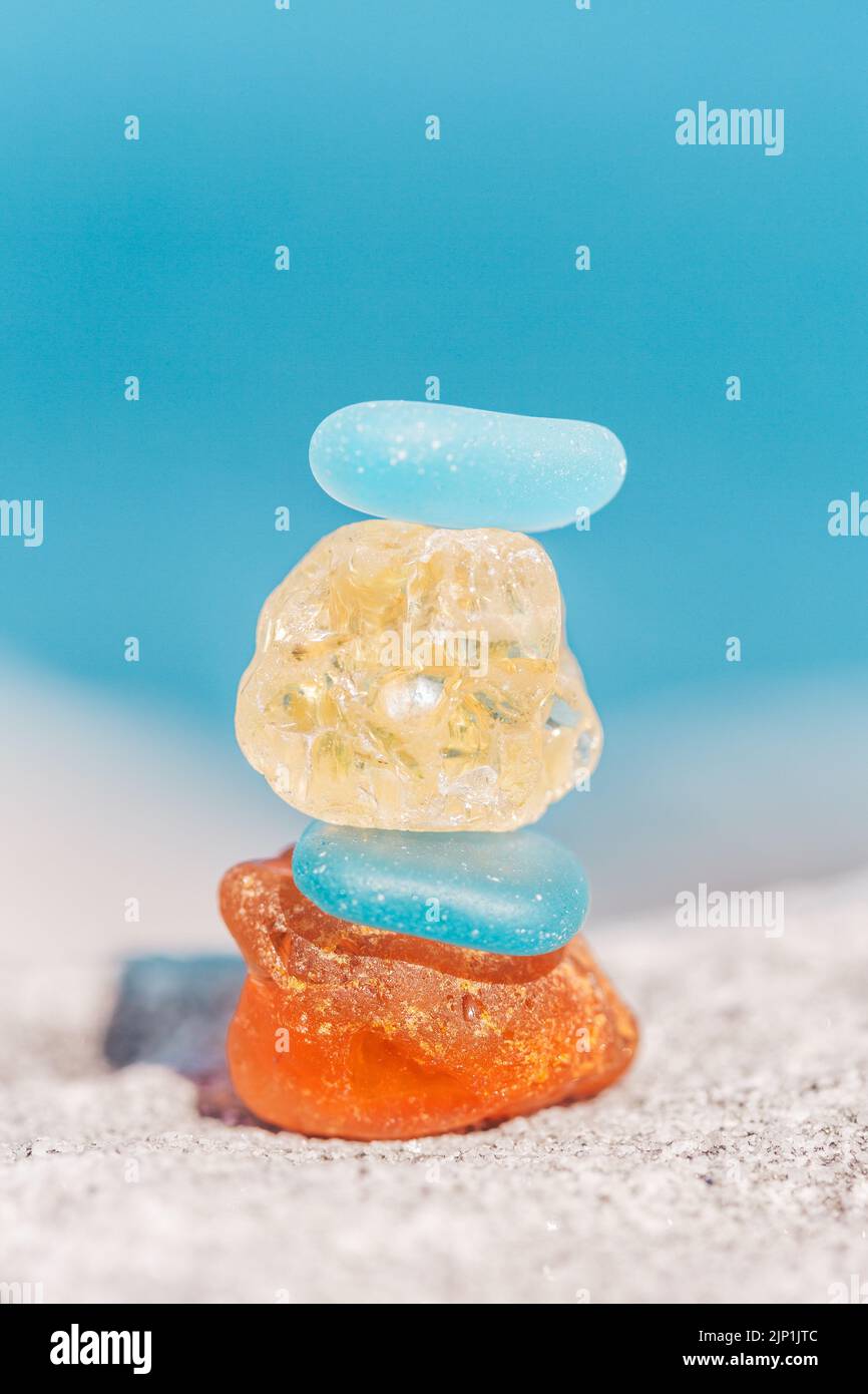 Balance en verre Zen en pierre de couleur Banque D'Images