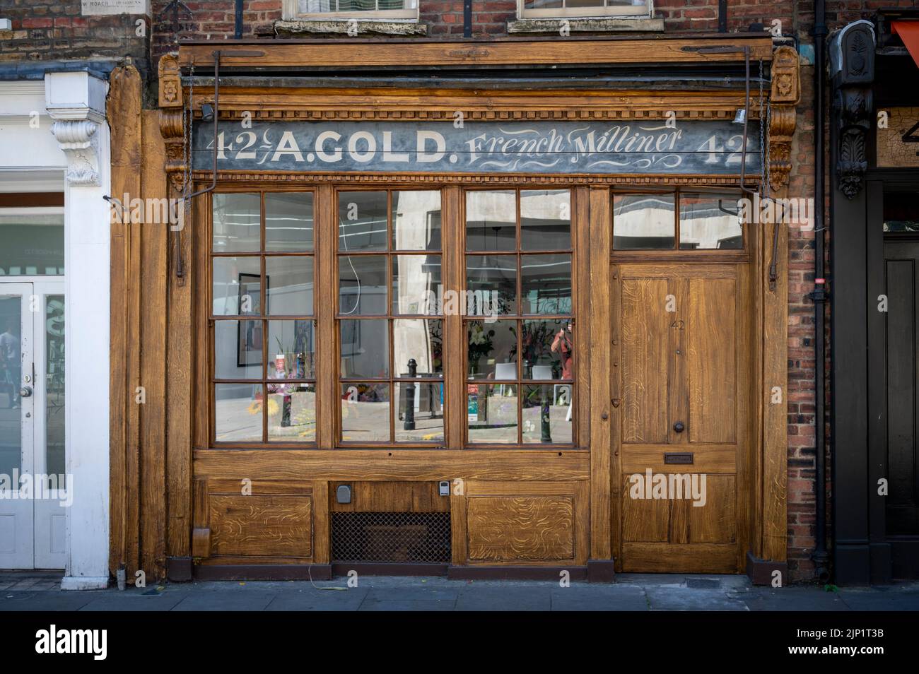 L'ancien magasin d'Un Gold French Milliner à Spitalfields Londres Banque D'Images