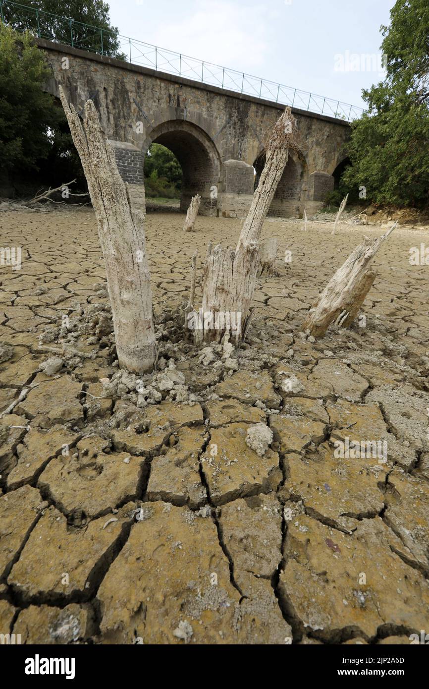 La sécheresse a transformé la rivière Gardon en un ORD saharien. météorologique