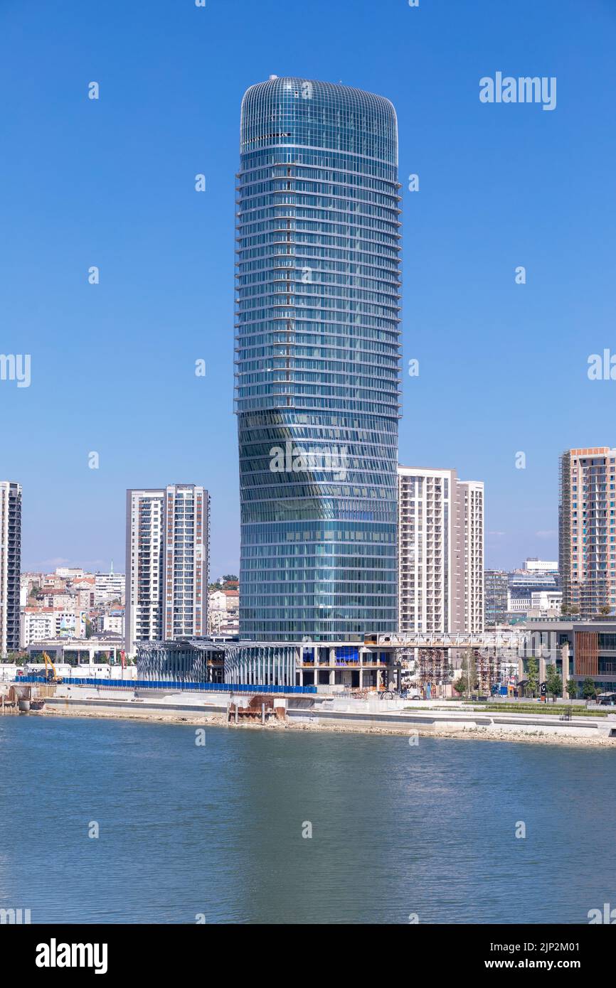 Skyscaper Tower Belgrade à Belgrade Waterfront, le plus haut bâtiment de 40 étages, 168 mètres en Serbie et dans les Balkans Banque D'Images