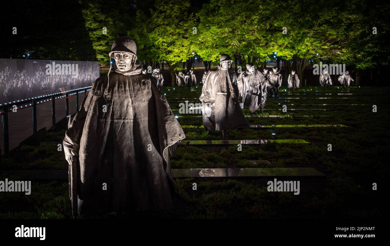 Mémorial des anciens combattants de la guerre de Corée (États-Unis National Park Service) la nuit, Washington DC Banque D'Images