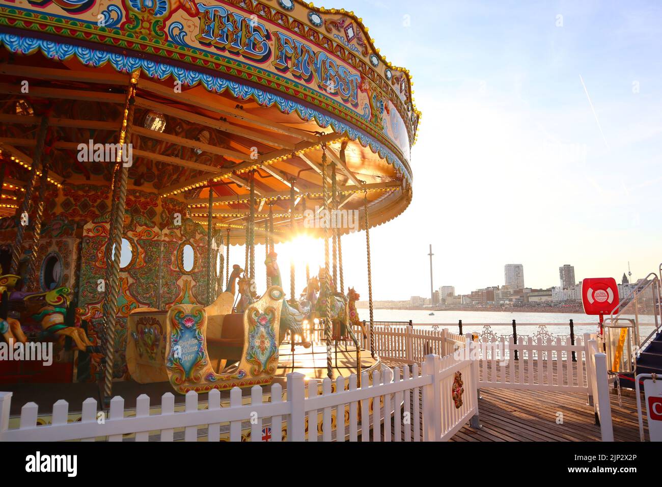 Une attraction à visiter au Brighton Palace Pier pendant la Brighton Pride, Royaume-Uni Banque D'Images