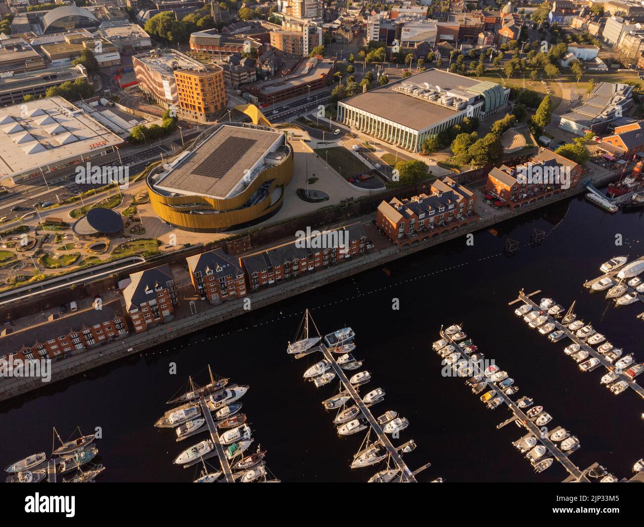 Vues aériennes de la nouvelle Swansea Arena août 2022 Banque D'Images