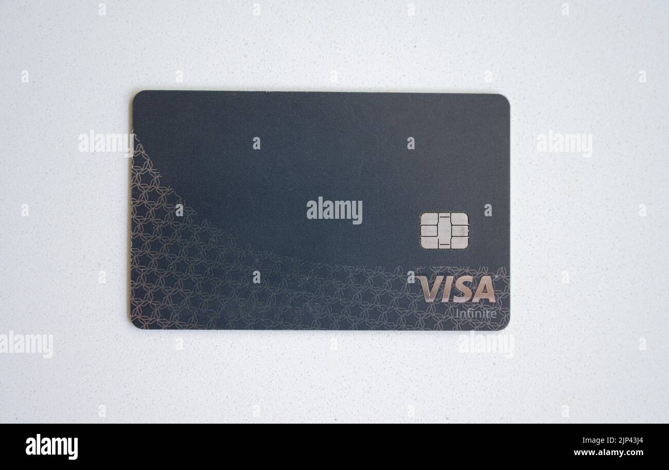 Vue de dessus de la carte de crédit Visa Infinity Black Banque D'Images