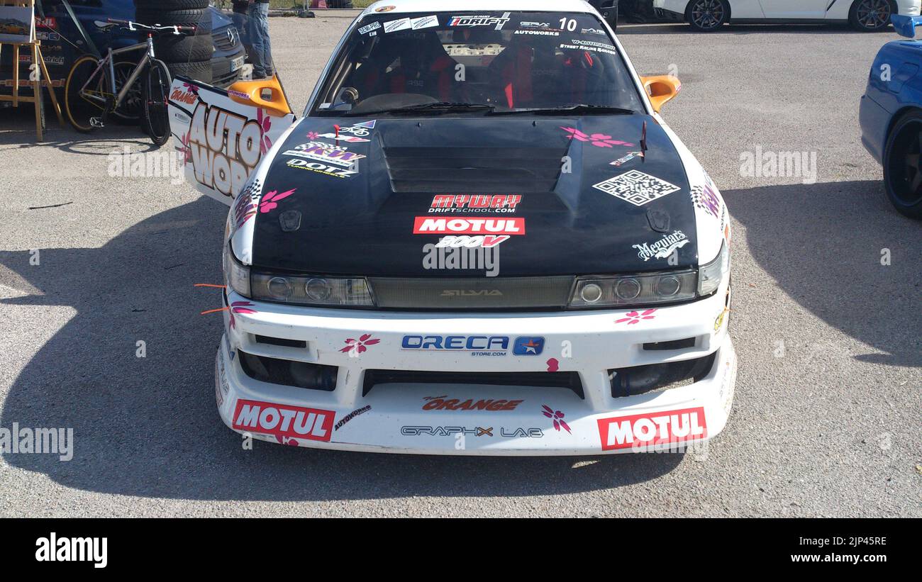 Capot d'une voiture de sport japonaise personnalisée Banque D'Images