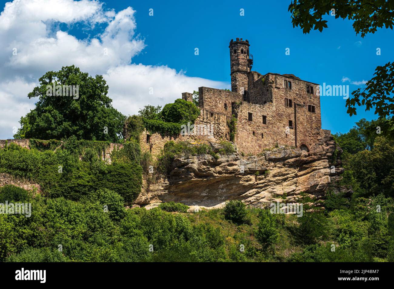 Le château médiéval roman ruine Hardenberg à Noerthen Hardenberg, en Allemagne Banque D'Images