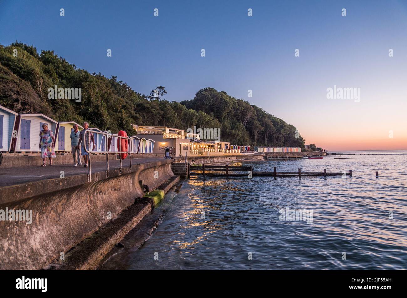 Crépuscule à Colwell Bay, île de Wight Banque D'Images