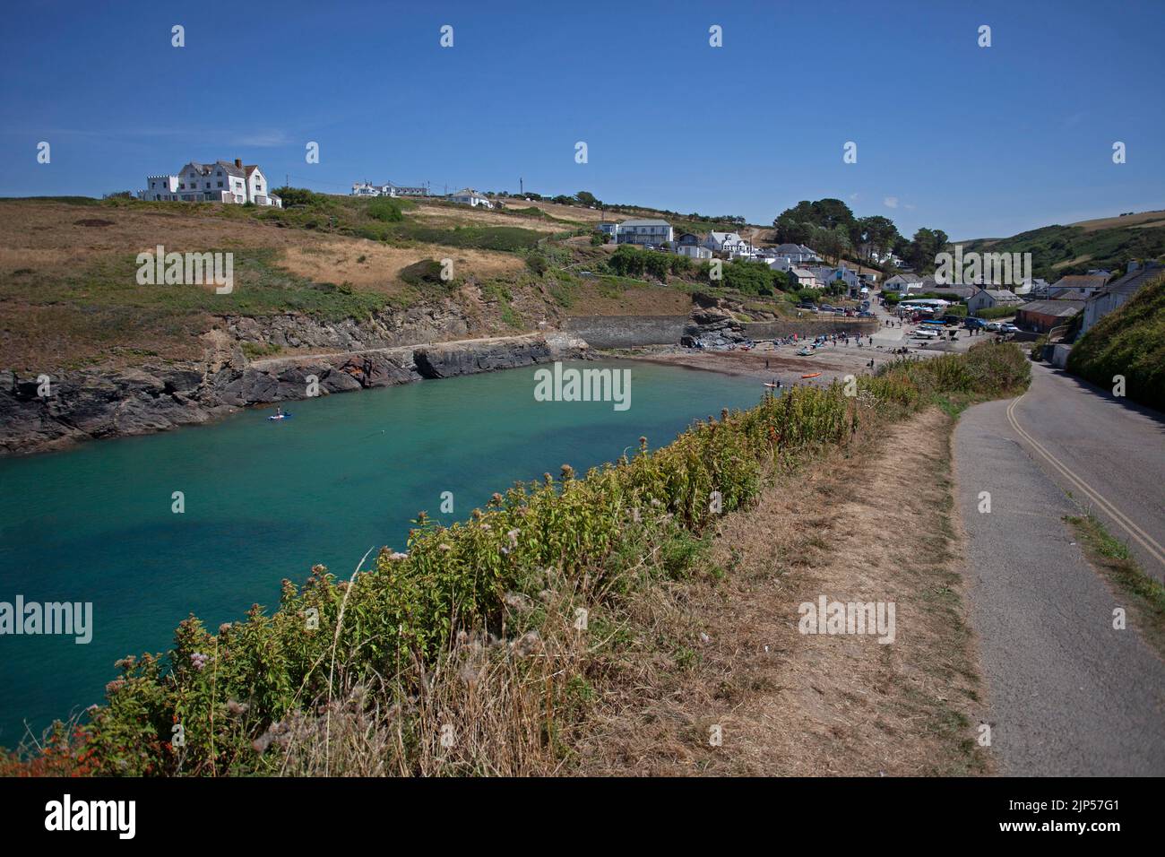 Hamlet de Port Gaverne. Cornouailles, Angleterre Banque D'Images