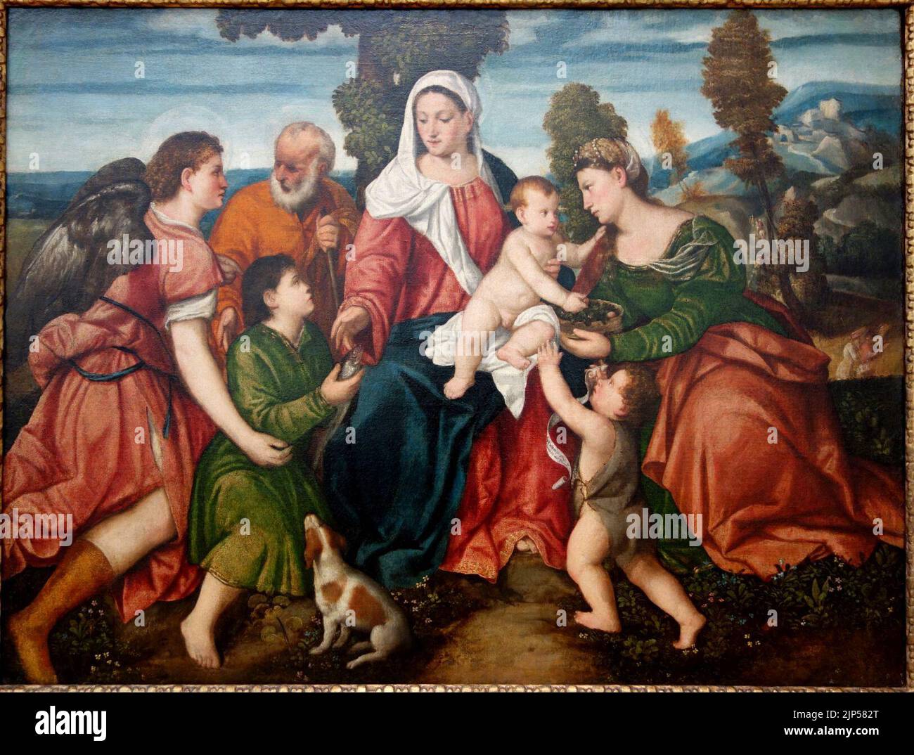 La Sainte famille avec Tobias et l'Ange, STS. Dorothy, et le bébé Jean-Baptiste, attribué à Bonifacio de' Pitati, appelé Bonifacio Veronese, mi-1500s Banque D'Images