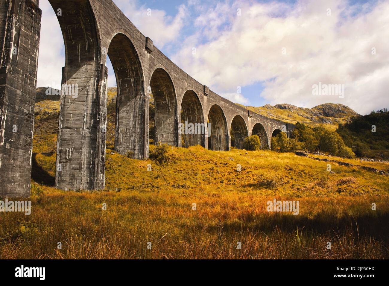 Le viaduc de Glenfinnan sur la West Highland Line, Scotland.Harry Potter lieu de tournage Banque D'Images