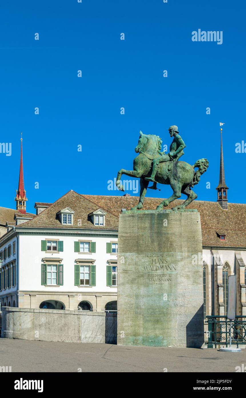 ZURICH, SUISSE - 3 SEPTEMBRE 2013 : statue de Hans Waldmann à Zurich, Suisse, réalisée par le sculpteur Hermann Haller en 1937. Hans Waldmann (1435 Banque D'Images