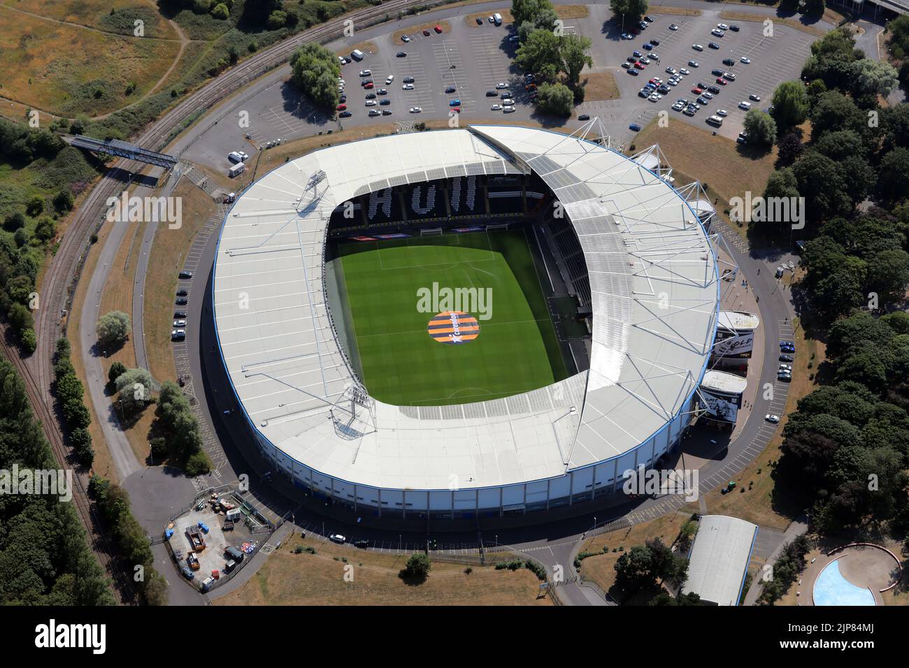 Vue aérienne du MKM Stadium de Hull City (anciennement KC Stadium) à Hull, dans le Yorkshire de l'est Banque D'Images