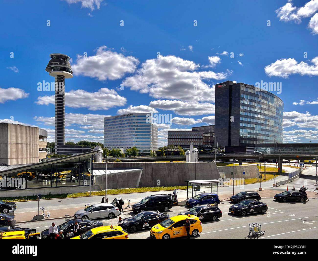 Aéroport de Stockholm Arlanda l'aéroport de Stockholm Arlanda (IATA: ARN, OACI: ESSA) est un aéroport international situé dans la municipalité de Sigtuna en Suède, Banque D'Images