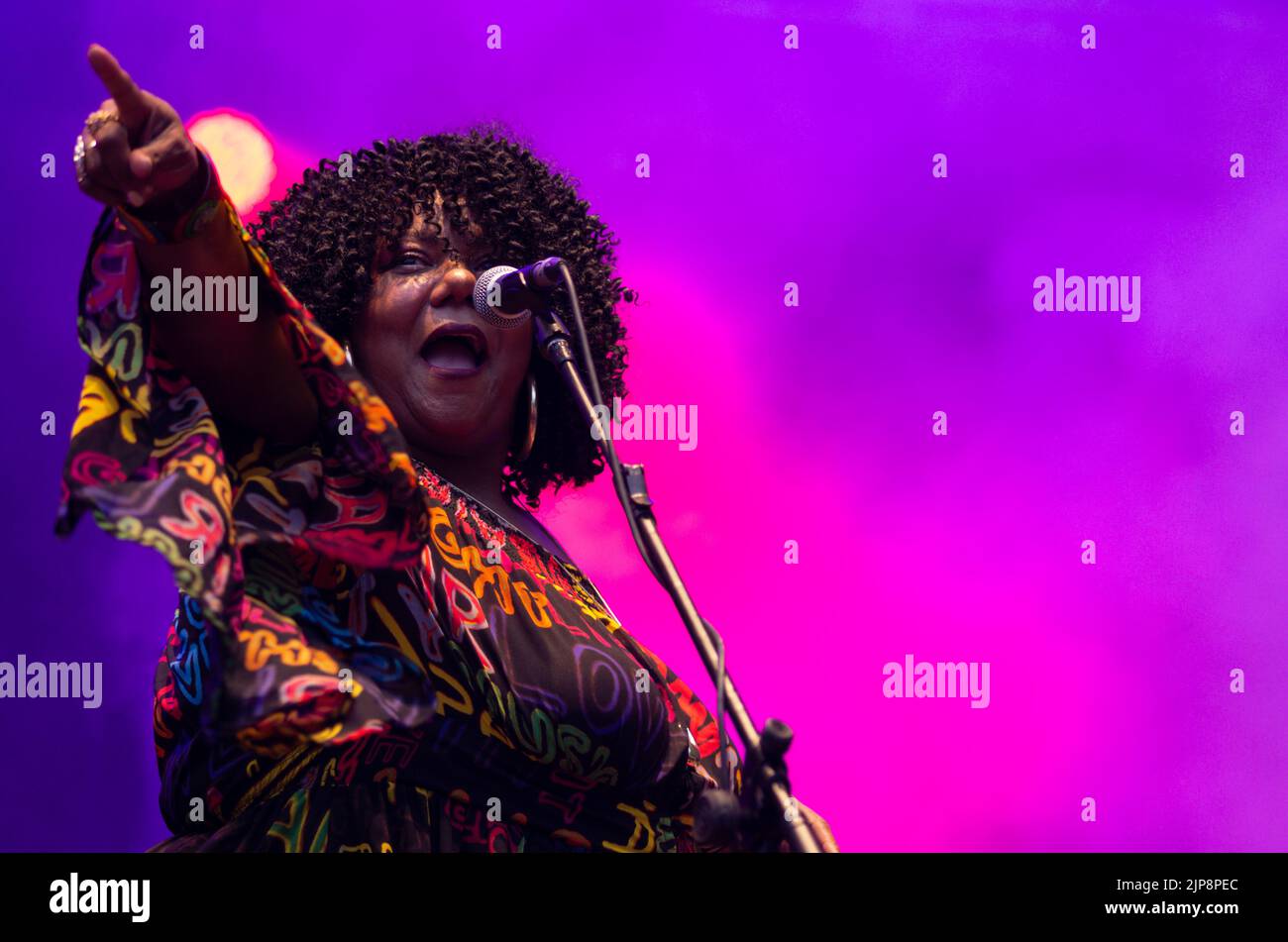 Kimberly Johnson se produit au Bilbao Blues Festival au pays Basque, en Espagne, en 2022 Banque D'Images
