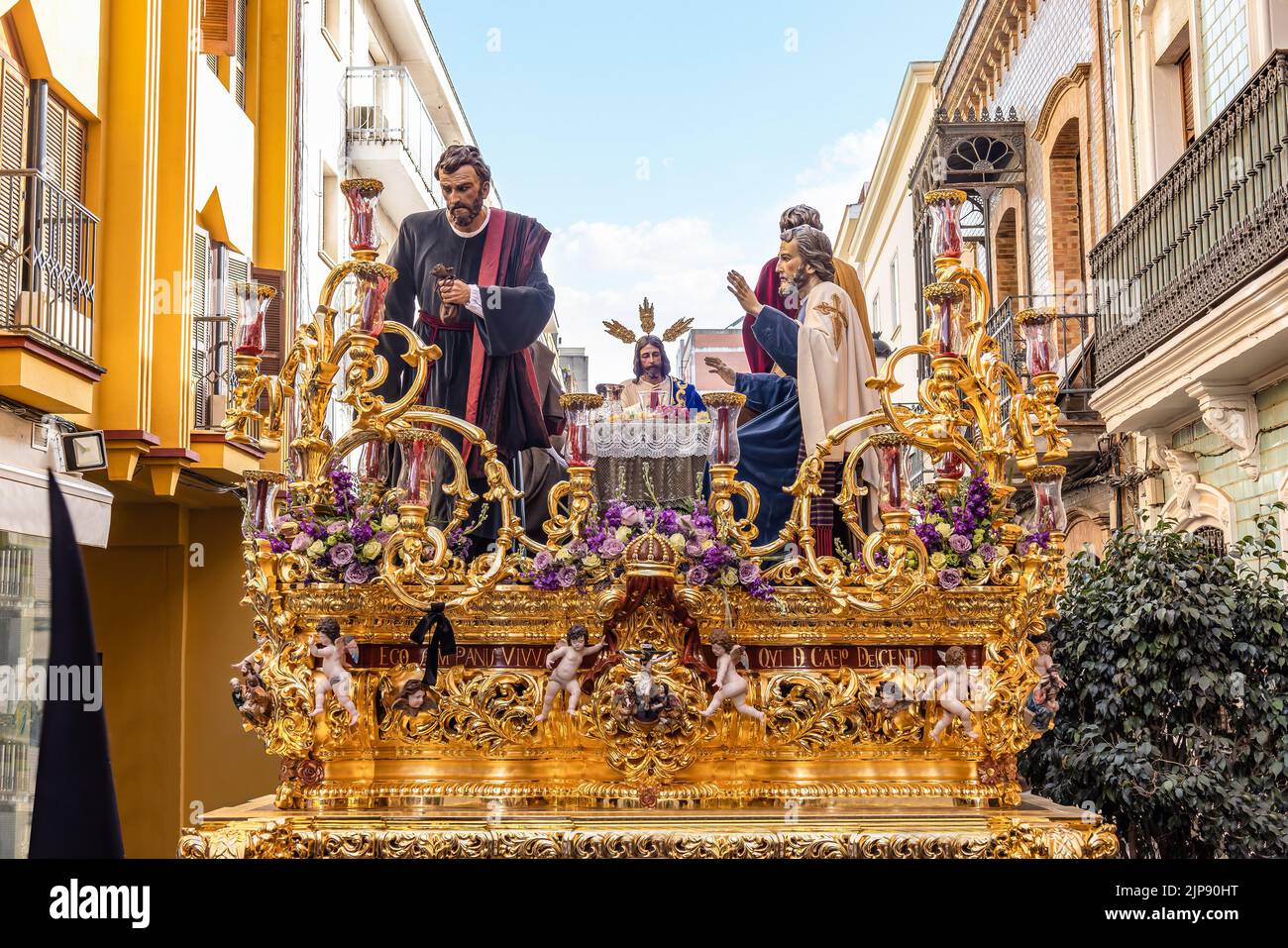 Trône ou plate-forme du paso de la Santa Cena (dernière Cène) en procession de la semaine Sainte Banque D'Images