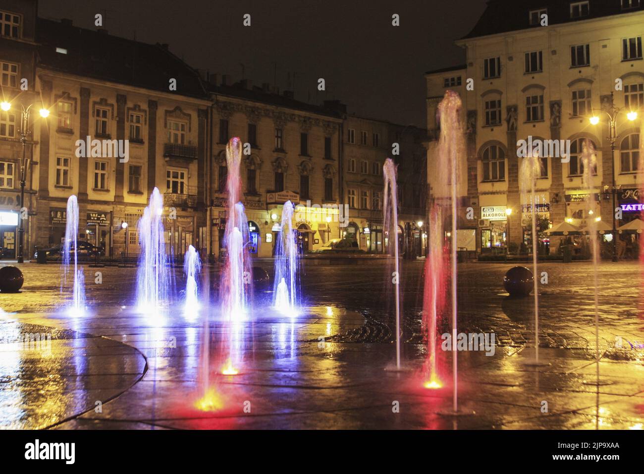 Fontaine de la place Szczepanski à Cracovie, en Pologne. Banque D'Images