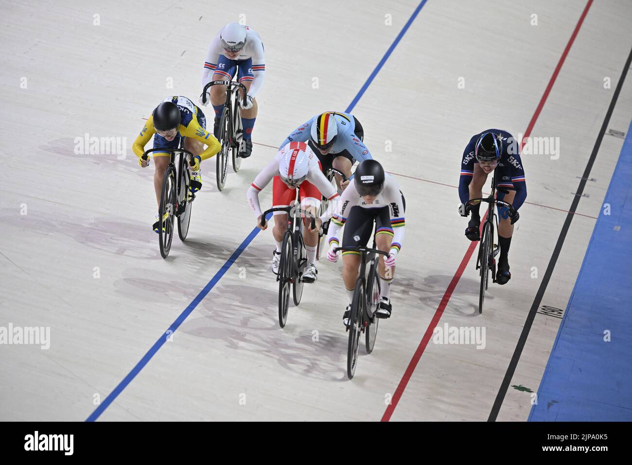 Le Belge Nicky Degrendele photographié en action lors de la finale de l'épreuve féminine de Keirin, aux Championnats d'Europe de cyclisme sur piste Munich 2022, à Munich, en Allemagne, le mardi 16 août 2022. La deuxième édition des Championnats d'Europe du sport se déroule du 11 au 22 août et compte neuf sports. BELGA PHOTO ERIC LALMAND Banque D'Images