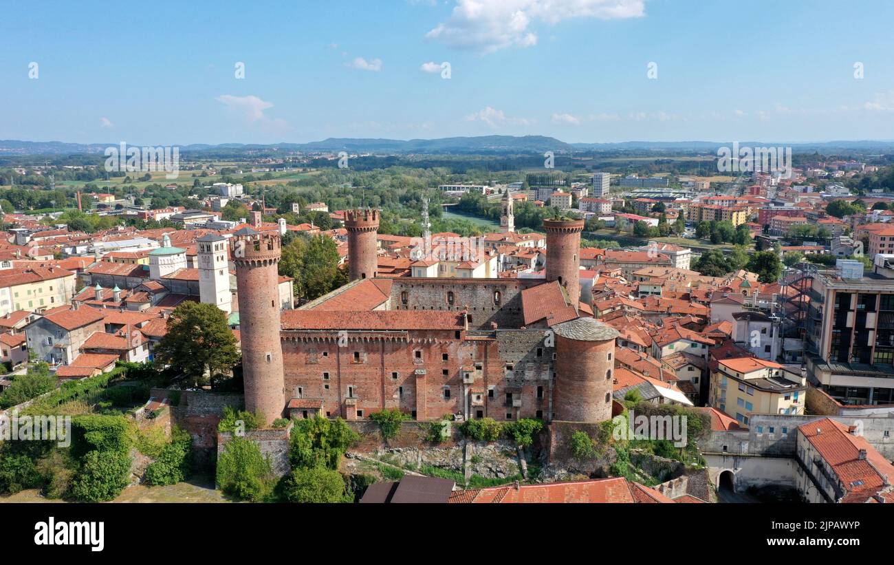 Vue aérienne de la ville d'Ivrea, Turin, Piémont, Italie Banque D'Images