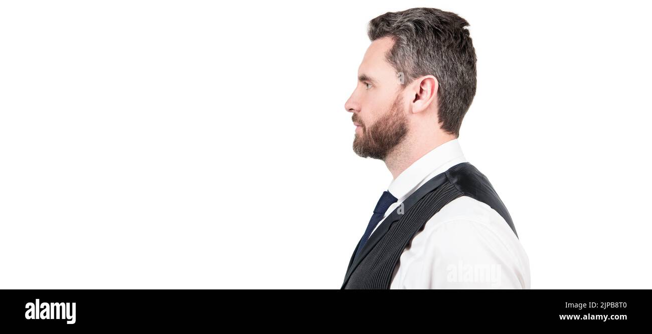 Portrait de visage d'homme, bannière avec espace de copie. Vue du profil de l'homme d'affaires barbu dans un style décontracté d'affaires, espace de copie, coiffure. Banque D'Images