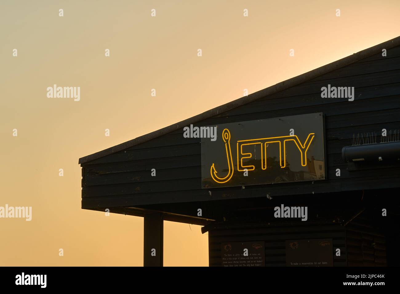 Le restaurant Jetty en début de matinée à Broadescaliers, Thanet, Kent, Royaume-Uni Banque D'Images