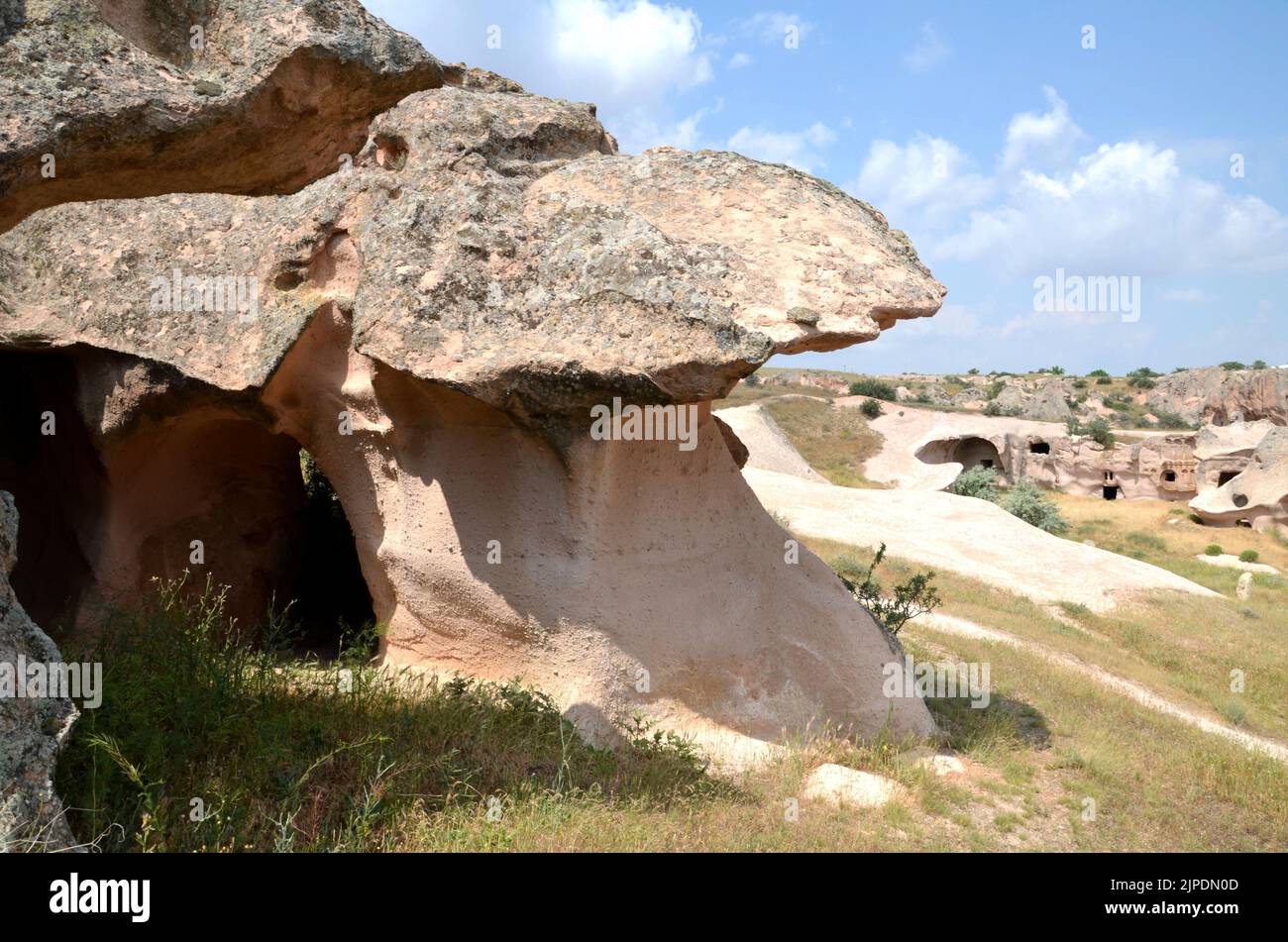 pierres et formations rocheuses à aciksaray, palais ouvert, cappadoce, turquie Banque D'Images