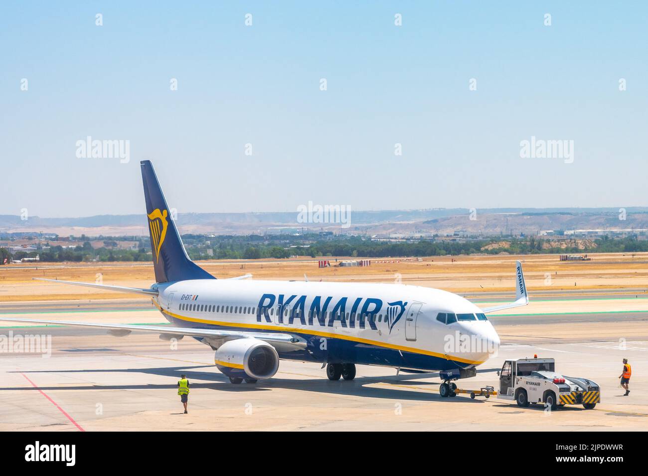 Un avion Ryanair dans le tarmac d'un aéroport espagnol Banque D'Images