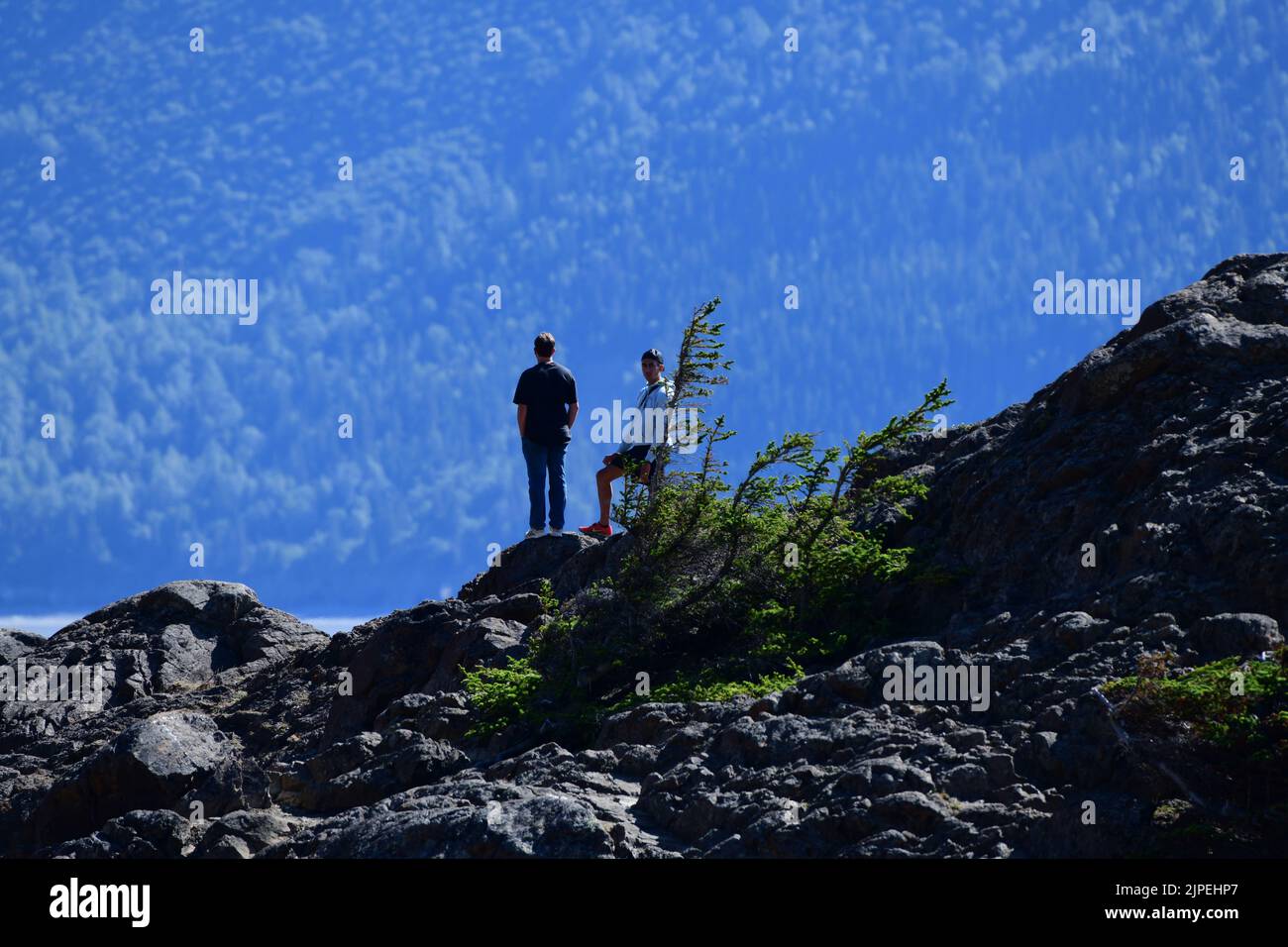 Beluga point, Alaska, États-Unis. 27th juillet 2022. Béluga point est un lieu d'observation populaire pour les touristes, au sud d'Anchorage sur l'autoroute entre Anchorage et Seward, Wednesday 27 juillet 2022. (Image de crédit : © Mark Hertzberg/ZUMA Press Wire) Banque D'Images