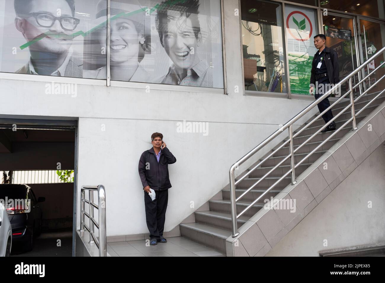 BANGKOK, THAÏLANDE. 1 avril 2016. Célèbre quartier chinois de Bangkok. Rues colorées et vie quotidienne. Portrait du peuple thaïlandais Banque D'Images