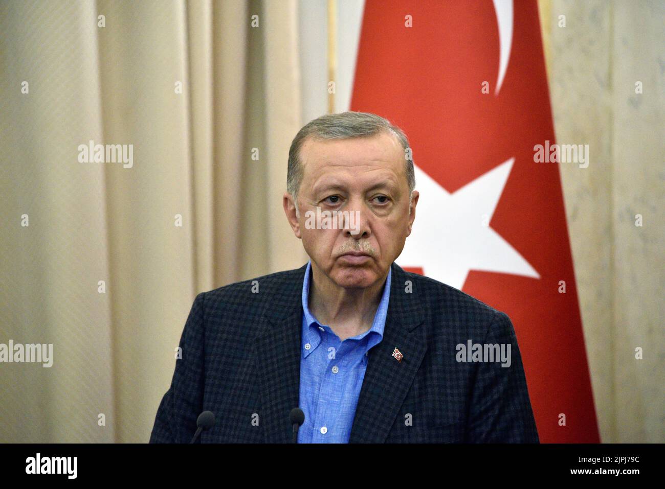LVIV (UKRAINE) - le 18 AOÛT 2022 - le Président de la République du Turkiye Recep Tayyip Erdogan assiste à une conférence de presse conjointe avec le Président de l'Ukraine Banque D'Images