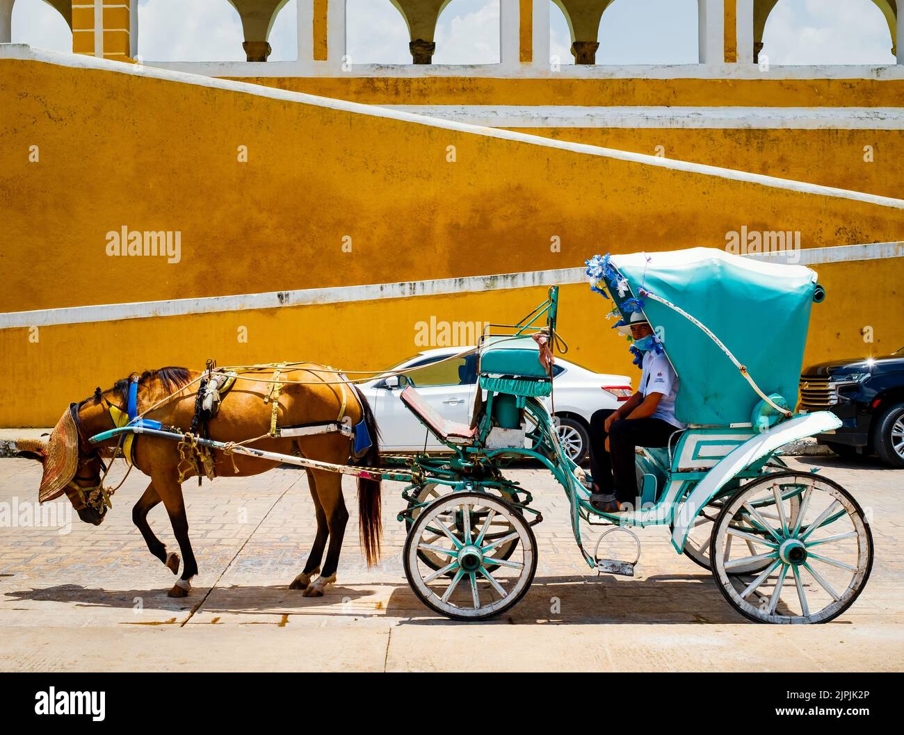 Calèche attendant les touristes à la ville magique d'Izamal dans le Yucatan Banque D'Images