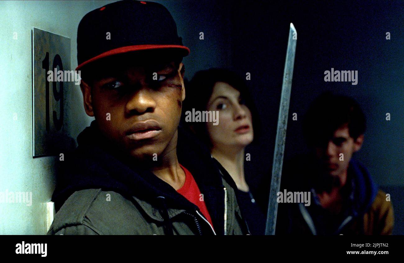 JOHN BOYEGA, JODIE WHITTAKER, LUKE TREADAWAY, ATTAQUER LE BLOC, 2011 Banque D'Images