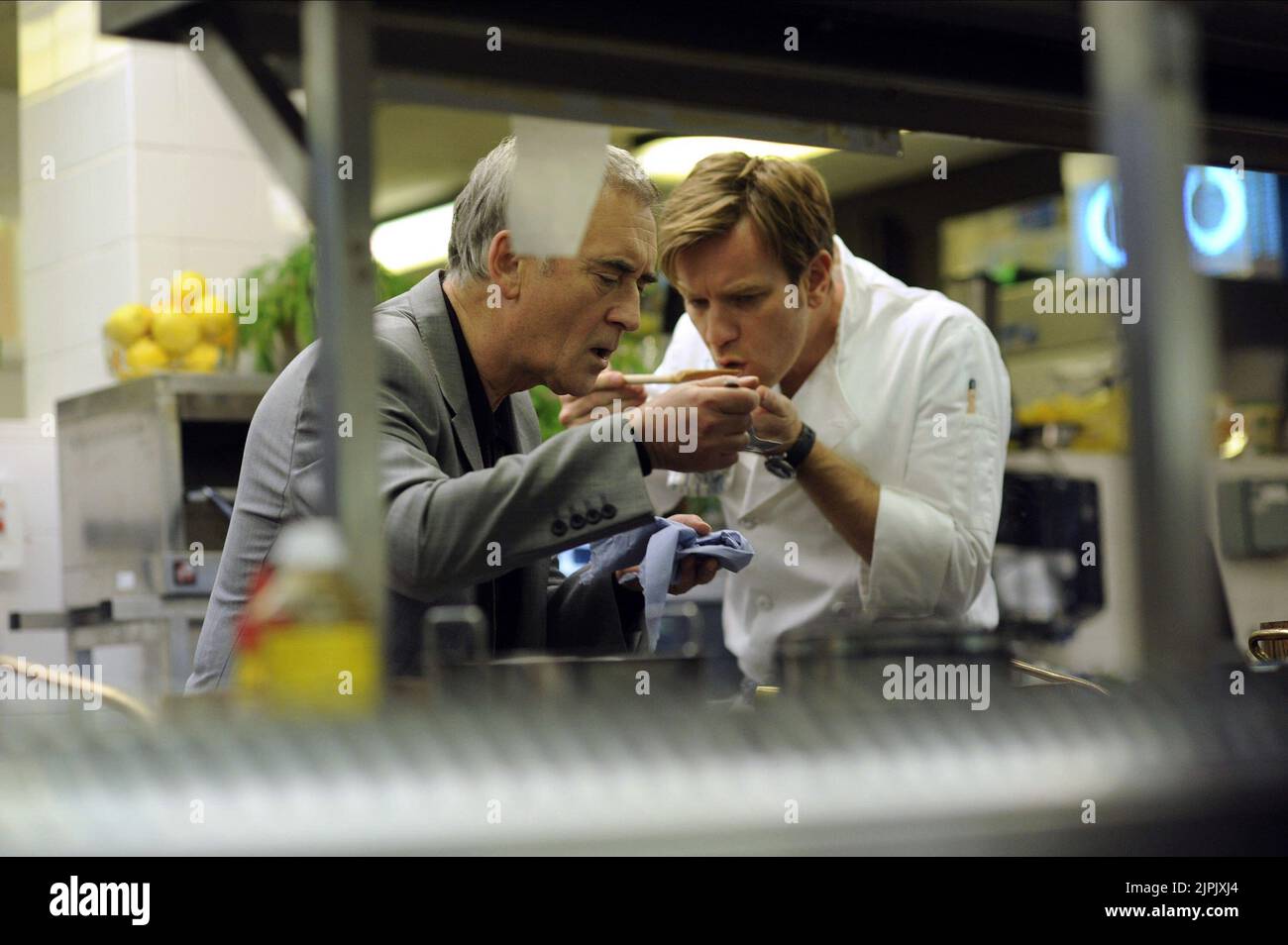 DENIS LAWSON, EWAN MCGREGOR, PERFECT SENSE, 2011 Banque D'Images