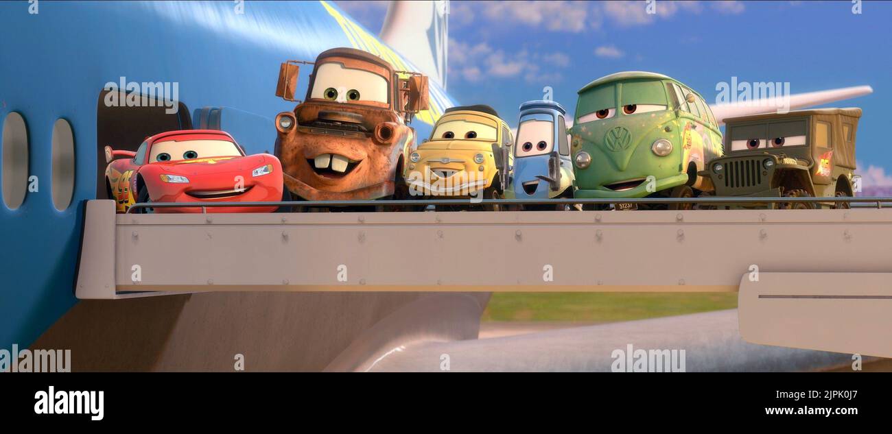 MCQUEEN,MATER,LUIGI,GUIDO,FILLMORE,SARGE, VOITURES 2, 2011 Banque D'Images
