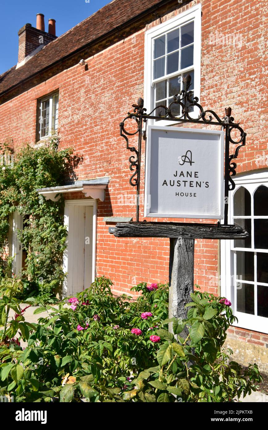 Jane Austen's House, Chawton, près d'Alton, Hampshire, Royaume-Uni. C'est dans cette maison que Jane a vécu pendant les 8 dernières années de sa vie (1809-17). Banque D'Images