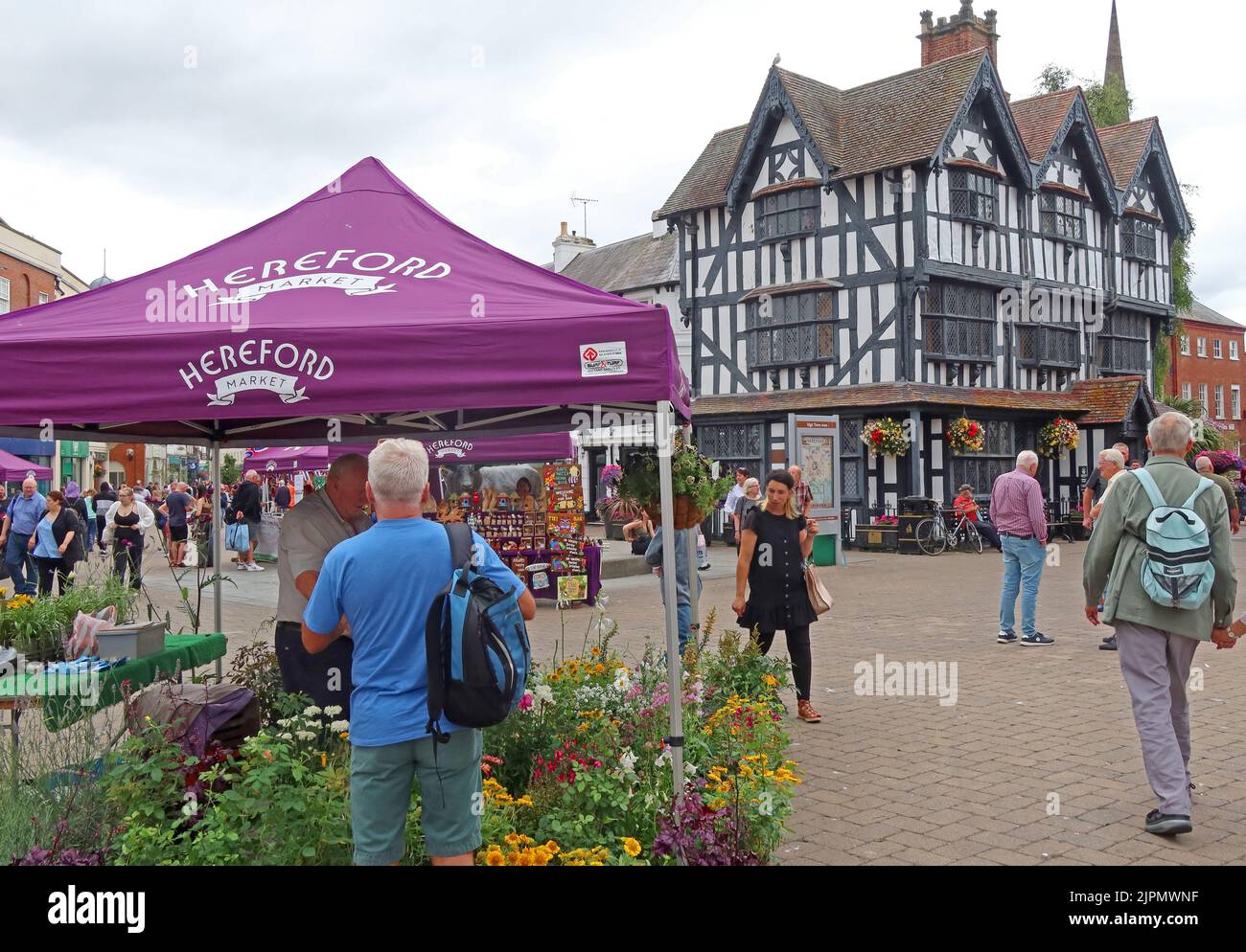 Marché et marché de Hereford à Hightown, un samedi chargé Banque D'Images