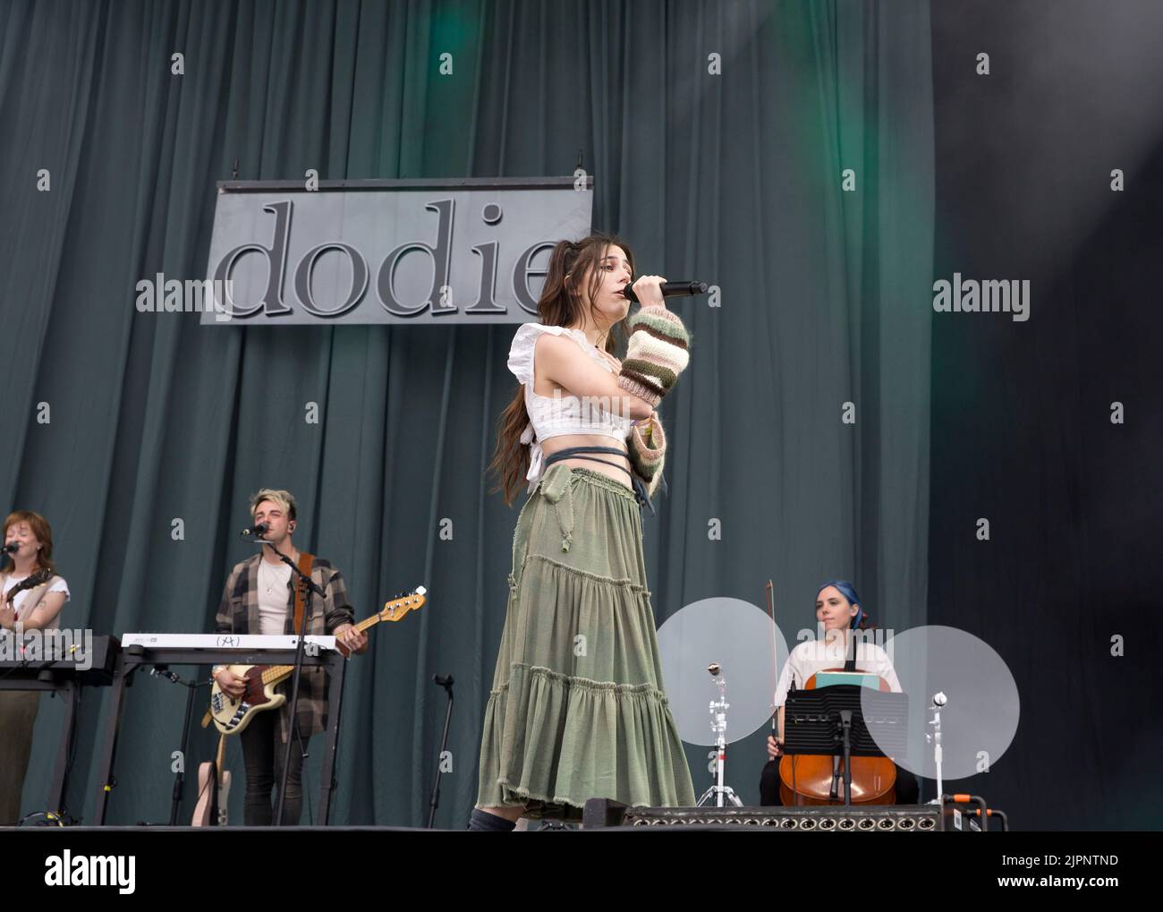 Pikehall Derbyshire UK 30.7.2022 Dodie joue sur la scène principale au festival ynot annuel au pikehall derbyshire Picture Dorothy Miranda Clark Banque D'Images