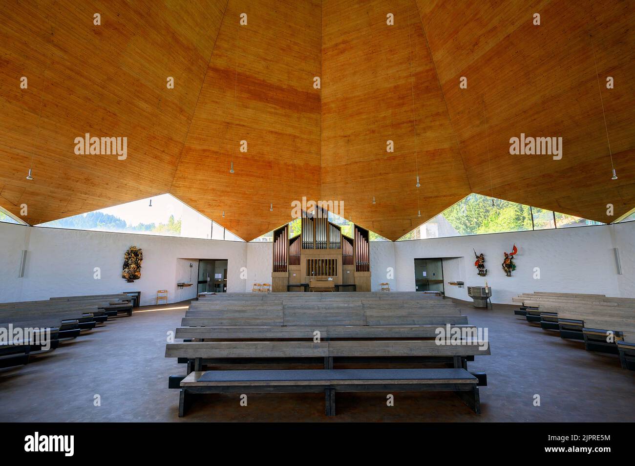 Intérieur avec orgue, église Saint-Georges et Maurice à Seifriedsberg, Allgaeu, Bavière, Allemagne Banque D'Images