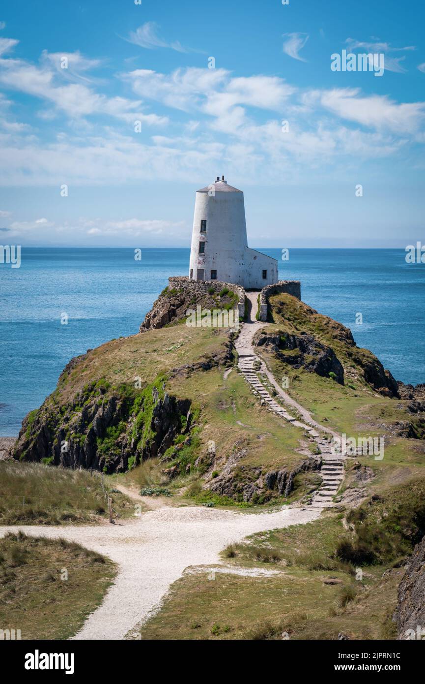 Phare de Tŵr Mawr sur l'île d'Anglesey, dans le nord du pays de Galles Banque D'Images