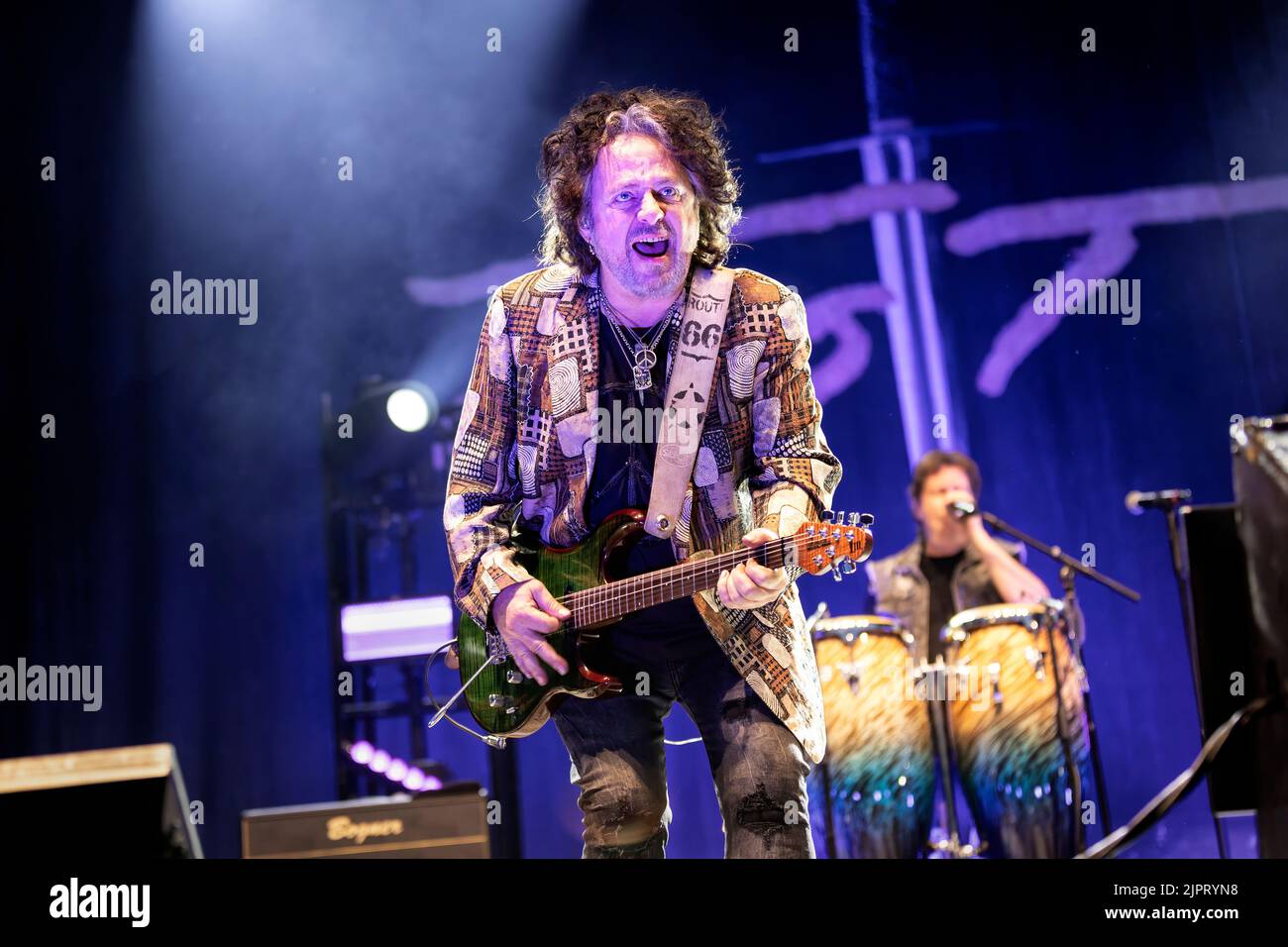 Oslo, Norvège. 18th, août 2022. Le groupe de rock américain Toto joue un concert à Vulkan Arena à Oslo. Ici, le guitariste Steve Lukather est vu en direct sur scène. (Crédit photo: Gonzales photo - Terje Dokken). Banque D'Images