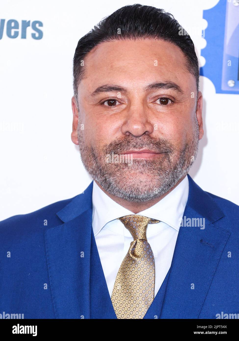 BEVERLY HILLS, LOS ANGELES, CALIFORNIE, États-Unis - AOÛT 19 : le promoteur américain de boxe et l'ancien boxeur professionnel Oscar de la Hoya arrive au gala annuel 22nd de la Fondation Harold et Carole Pump qui s'est tenu à l'hôtel Beverly Hilton sur 19 août 2022 à Beverly Hills, Los Angeles, Californie, États-Unis. (Photo de Xavier Collin/image Press Agency) Banque D'Images