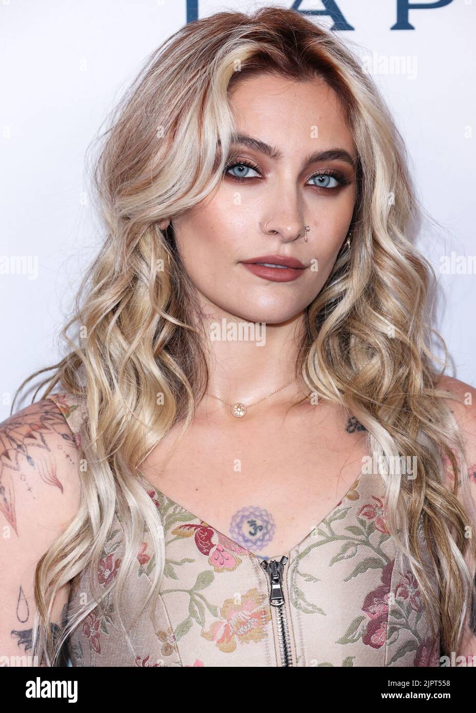 Beverly Hills, États-Unis. 19th août 2022. BEVERLY HILLS, LOS ANGELES, CALIFORNIE, États-Unis - AOÛT 19 : modèle américain Paris Jackson arrive au gala annuel 22nd de la Fondation Harold et Carole Pump qui s'est tenu à l'hôtel Beverly Hilton sur 19 août 2022 à Beverly Hills, Los Angeles, Californie, États-Unis. (Photo de Xavier Collin/image Press Agency) Credit: Image Press Agency/Alay Live News Banque D'Images