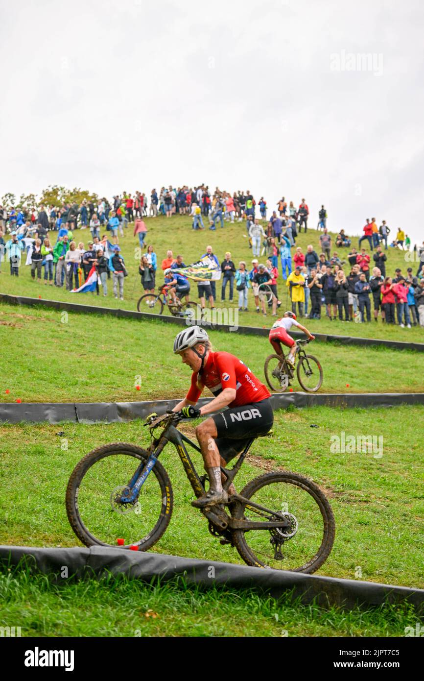 Illustration prise lors de la course féminine de cross-country de l'épreuve de VTT (VTT) aux Championnats d'Europe d'athlétisme, à Munich 2022, en Allemagne, le samedi 20 août 2022. La deuxième édition des Championnats d'Europe a lieu du 11 au 22 août et comporte neuf sports. BELGA PHOTO ERIC LALMAND Banque D'Images