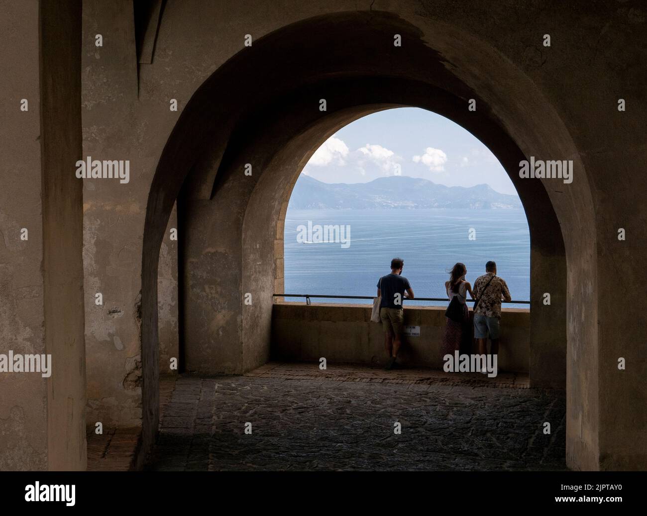 Vue sur le golfe de Naples depuis Castel Sant'Elmo Banque D'Images