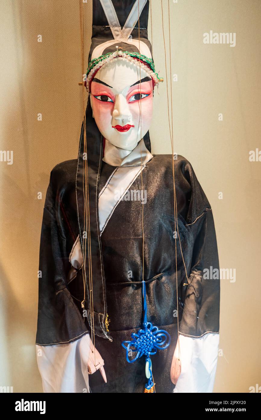 Les marionnettes et l'art chinois sont largement inspirés par la culture et l'histoire Banque D'Images