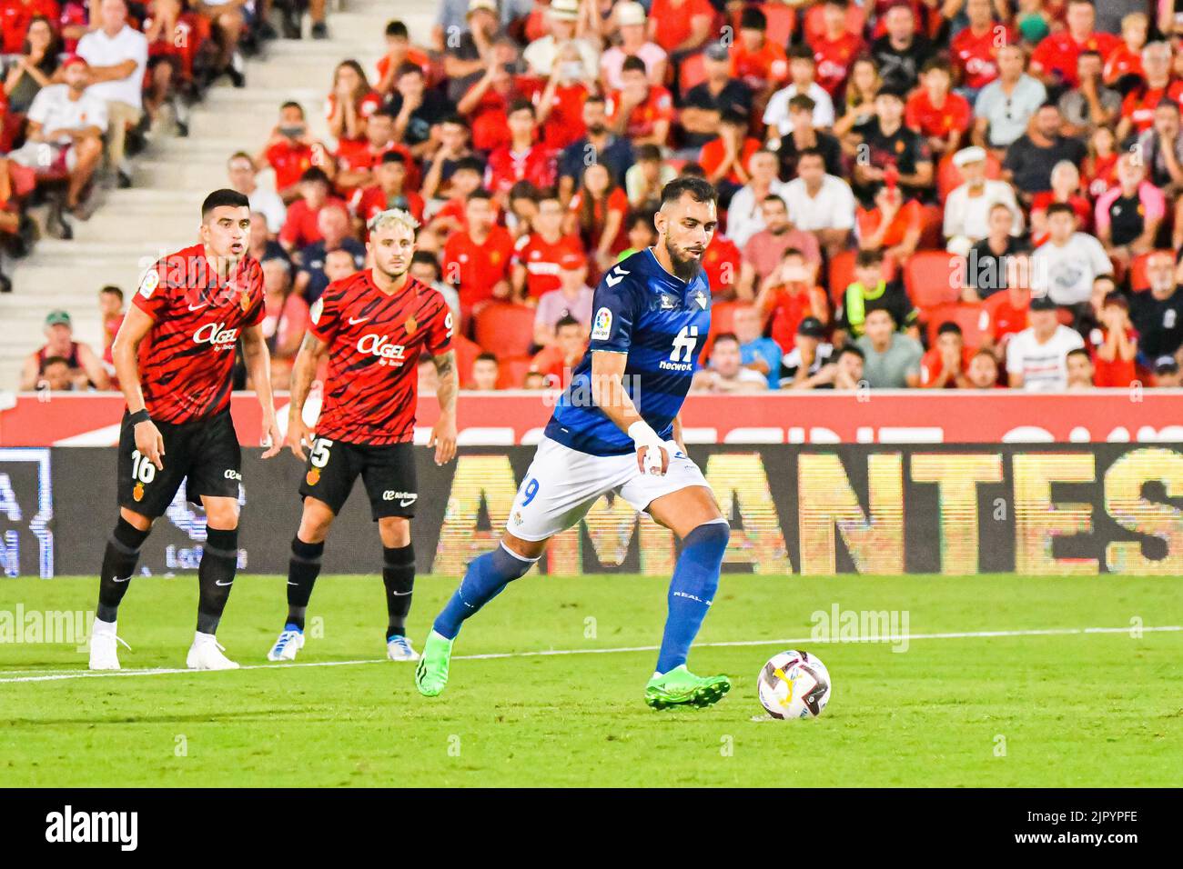 Majorque, Majorque, Espagne. 20th août 2022. MAJORQUE, ESPAGNE - AOÛT 20 : Borja Iglesias de Real Betis célébration dans le match entre RCD Mallorca et Real Betis de la Liga Santander sur 20 août 2022 à visiter le stade de Majorque son Moix à Majorque, Espagne. (Credit image: © Samuel Carreño/PX Imagens via ZUMA Press Wire) Banque D'Images