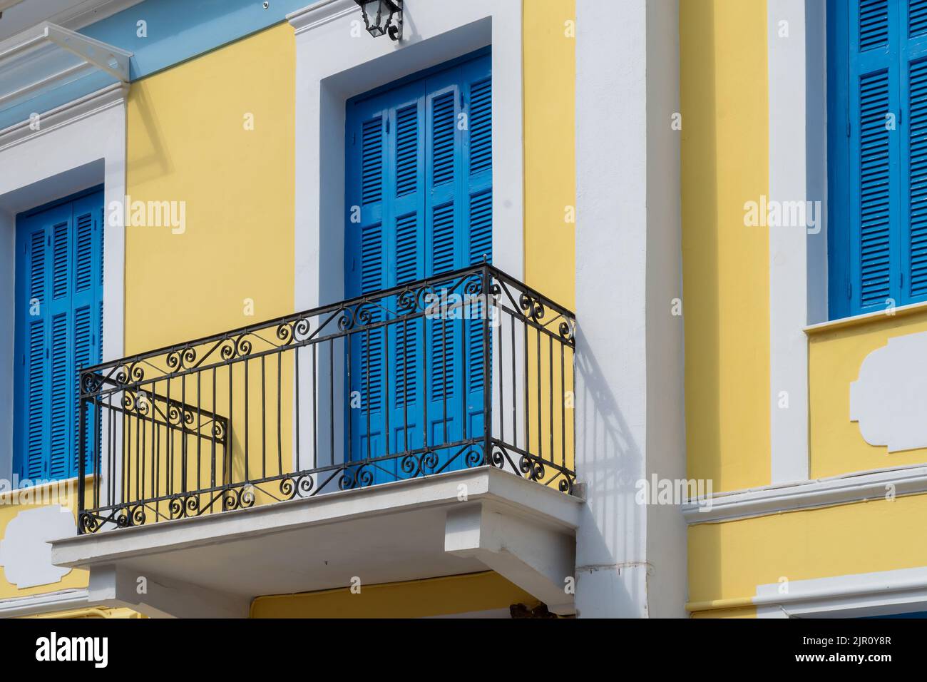 Maisons colorées à Galaxidi en Grèce. Banque D'Images