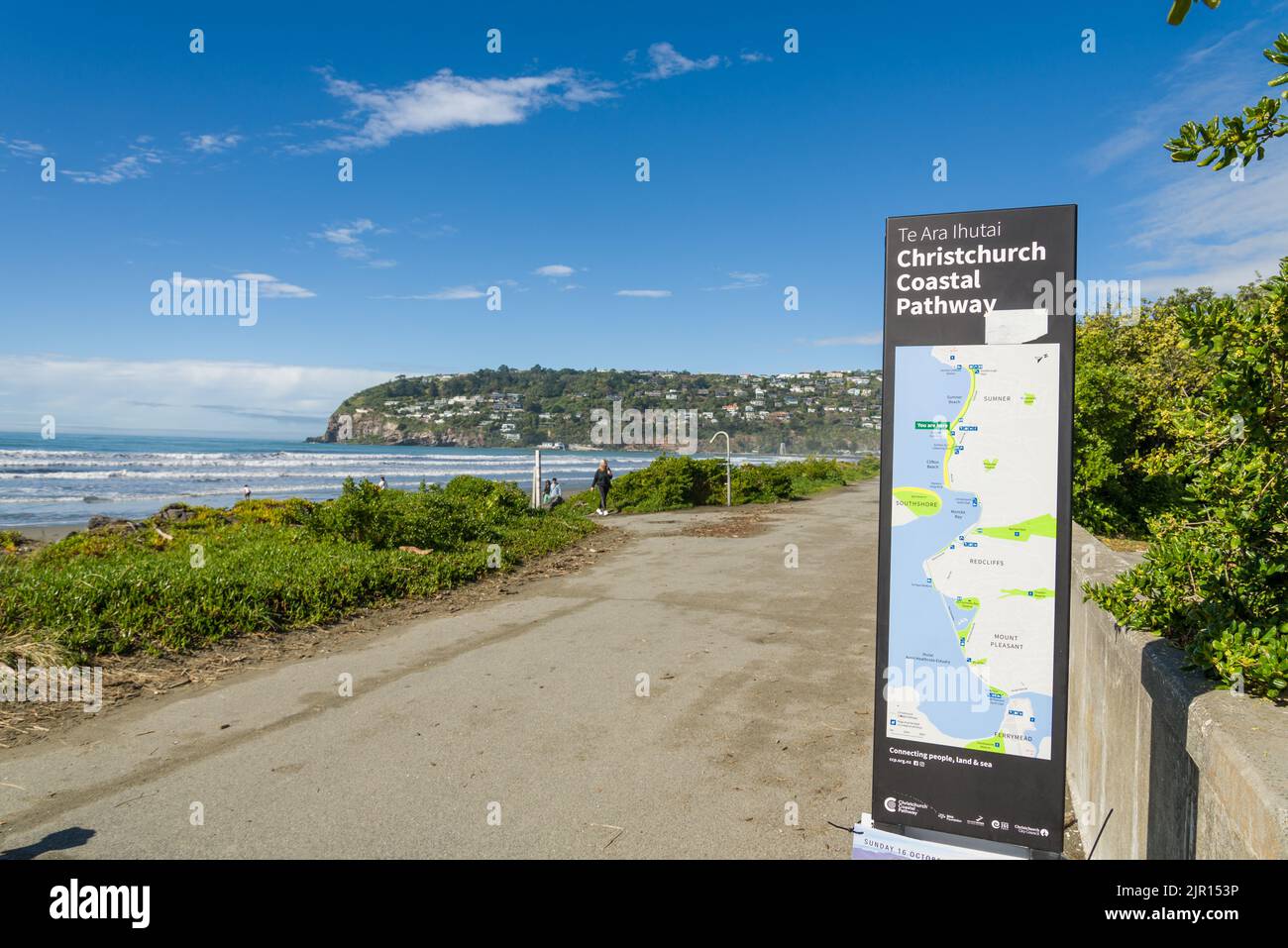 Panneau d'information sur les chemins côtiers de Christchurch par le Sumner Beach en Nouvelle-Zélande Banque D'Images