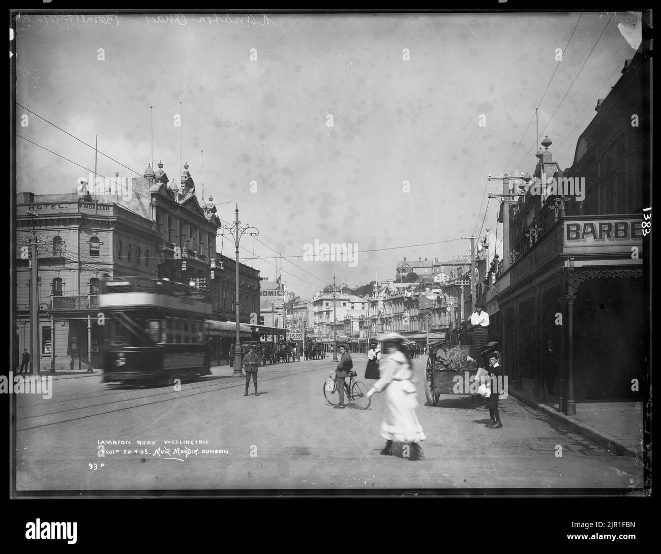 Lambton Quay, Wellington, vers 1905, Dunedin, par Muir & Moodie. Banque D'Images