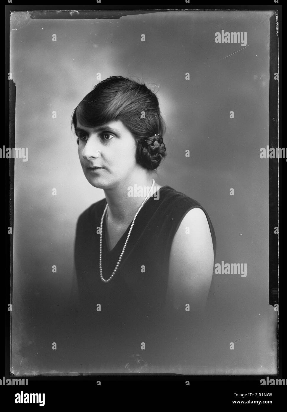 Miss Card, vers 1920, Wellington, par Berry & Co Banque D'Images