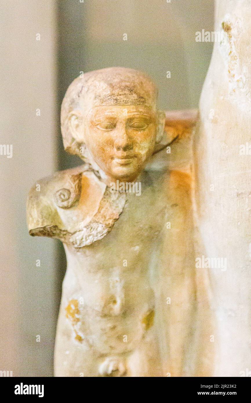 Le Caire, le Musée égyptien, le groupe de statues de Niankhre, sa femme IretNoub et leurs fils. Banque D'Images